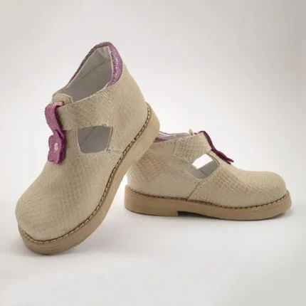 Ortopedske cipele za devojčice sa teksturom krokodilske kože i roze cvetićem - Ortopedija Una