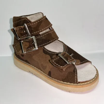 Sandala za dečake maskirna/camo sa 3 kaiša - Ortopedija Una