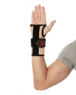 Detaljan prikaz ortoze za ručni zglob V165 TX na ruci