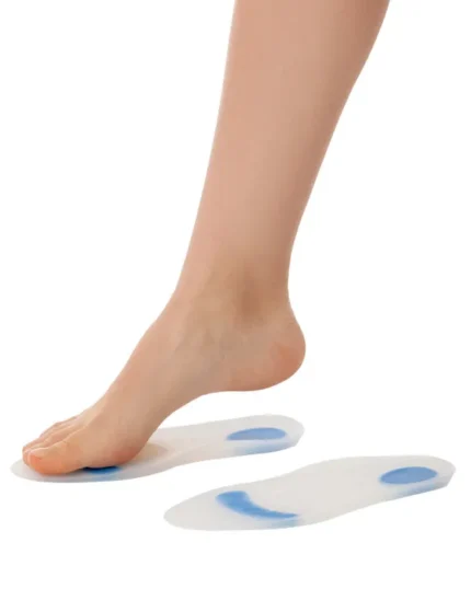 Stopalo se oslanja na silikonski uložak za celo stopalo V542